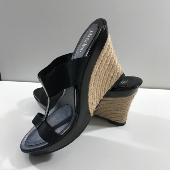charles david wedge heels